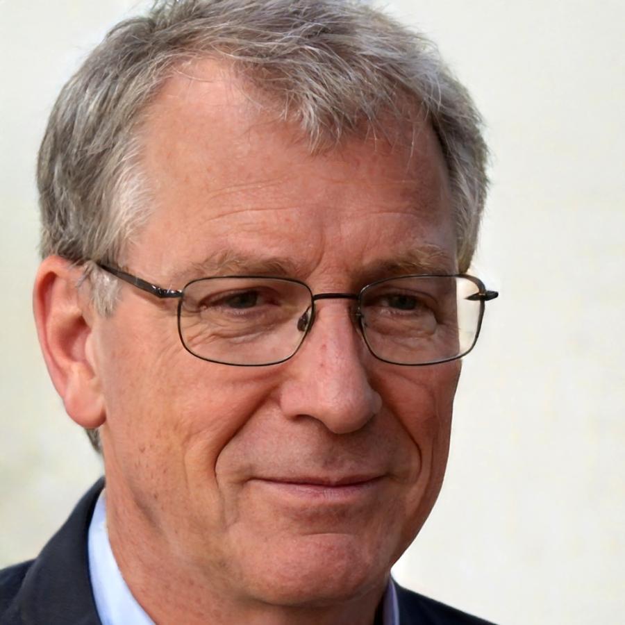 Ritratto professionale di Marco Benedetti